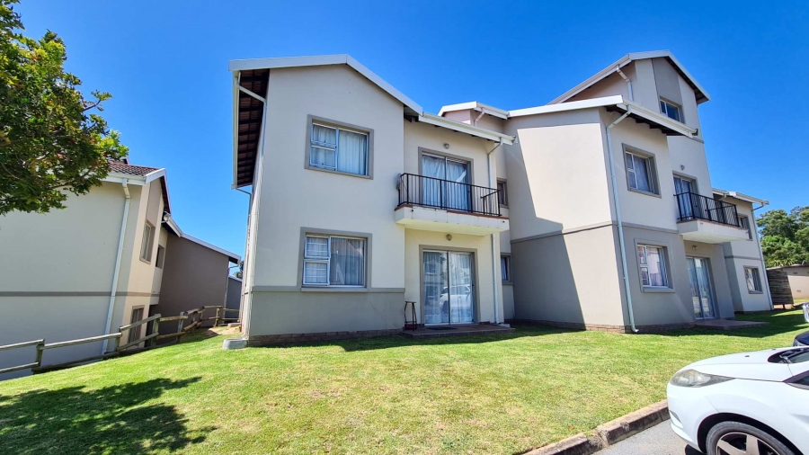 2 Bedroom Property for Sale in Beacon Bay Eastern Cape